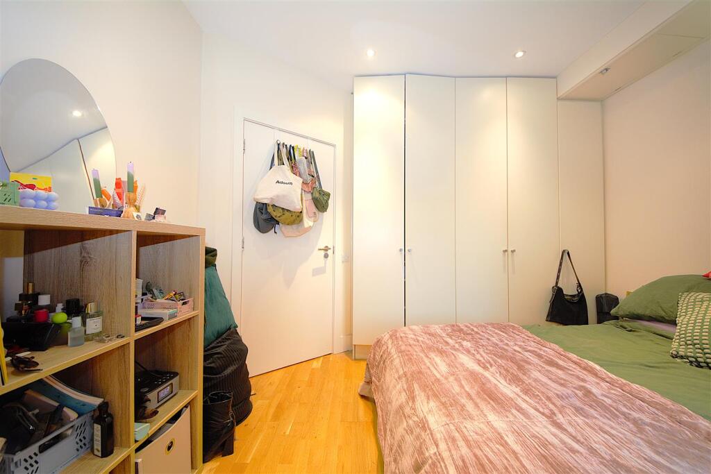 Bedroom 2.1.jpg