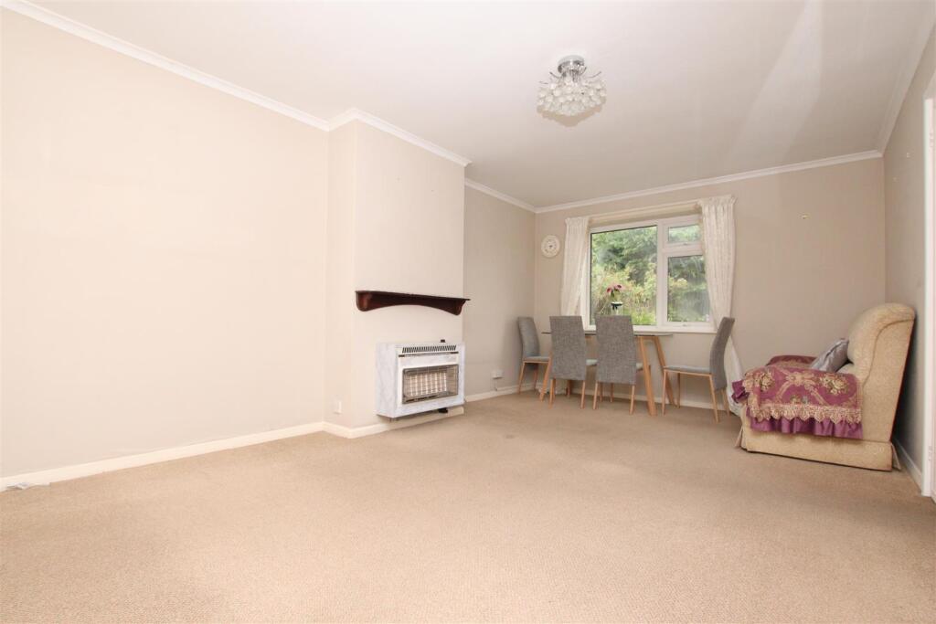 Living Dining Room.JPG