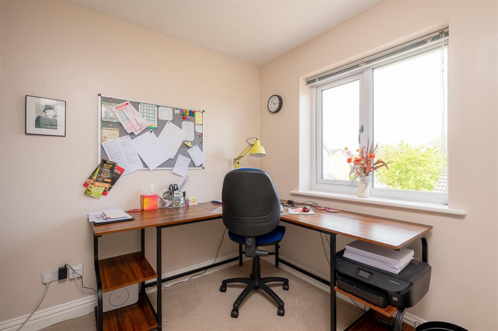 15 Whiterose drive-11.jpg