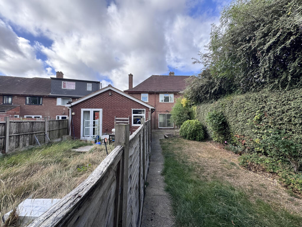 17 Tanhouse Farm Road Garden