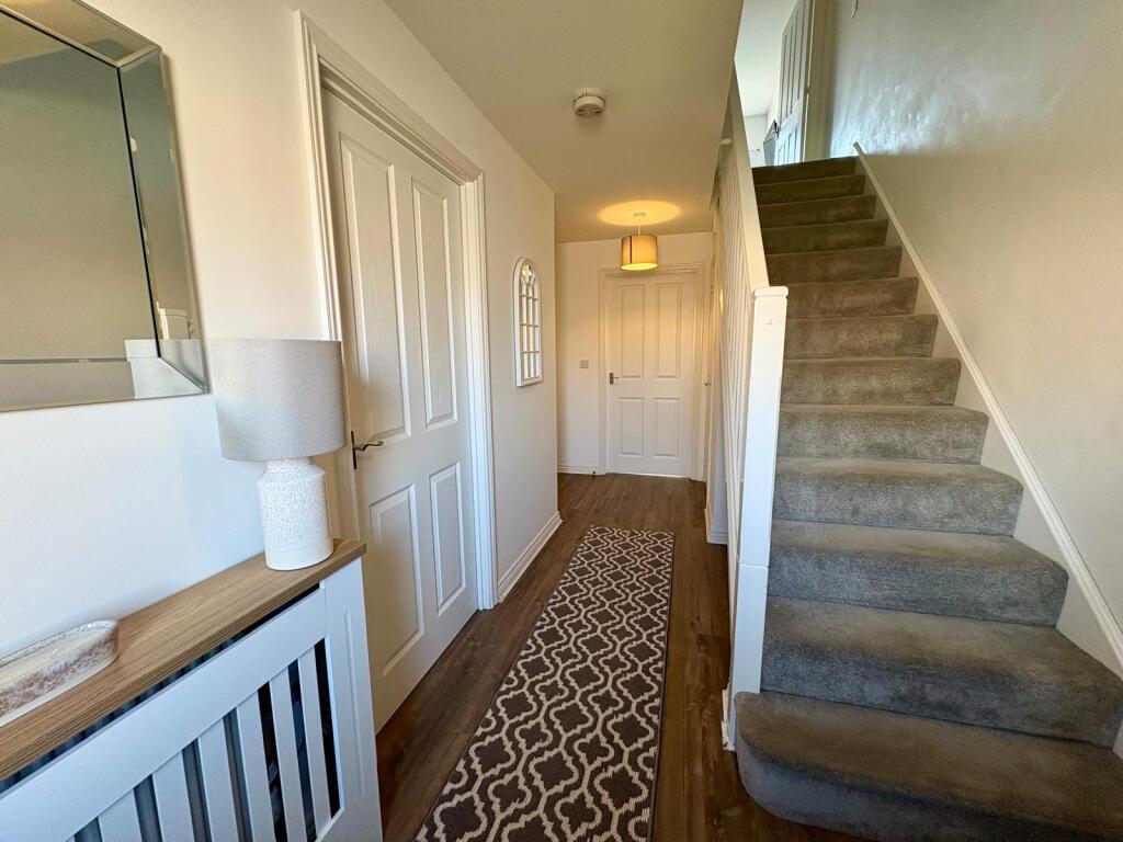 Entrance Hall 2.jpg