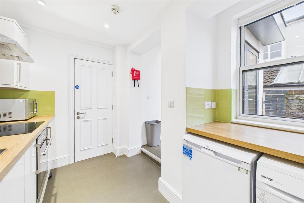 2 Osborne Villas, Kingsdown, Bristol BS2 8BP | Fre