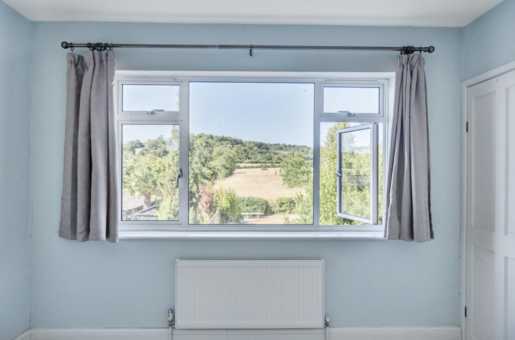 1318404-9-686650d...