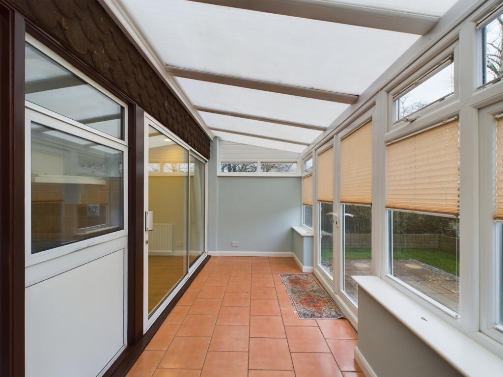 CAM02023G0-PR0119-STILL008