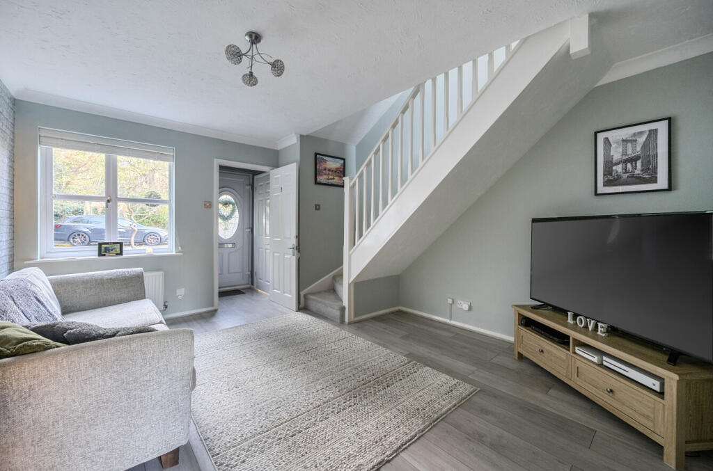 Dunford Place, Binfield, Bracknell, Berkshire, RG42