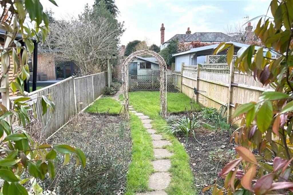 Garden (Main)
