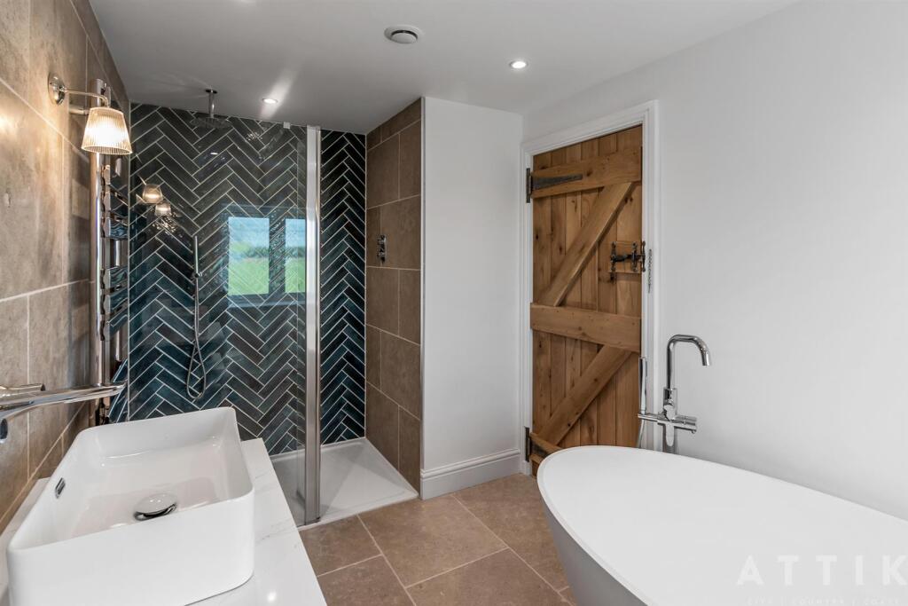 The Beeches, Watton Road, Shropham, NR17 1DY (33).