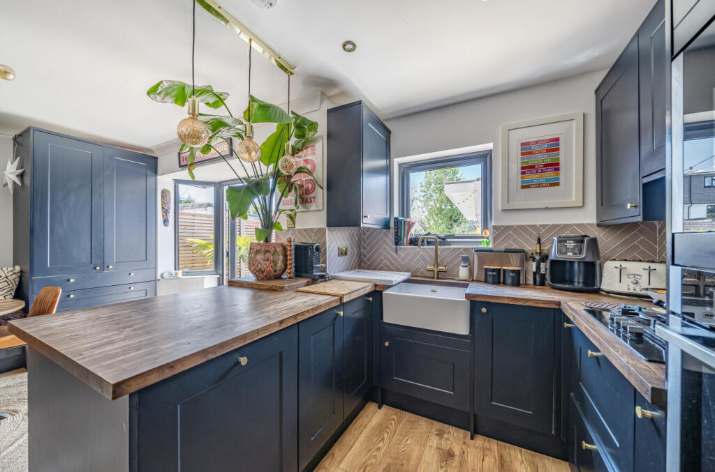 8-13-681f4a686df5...