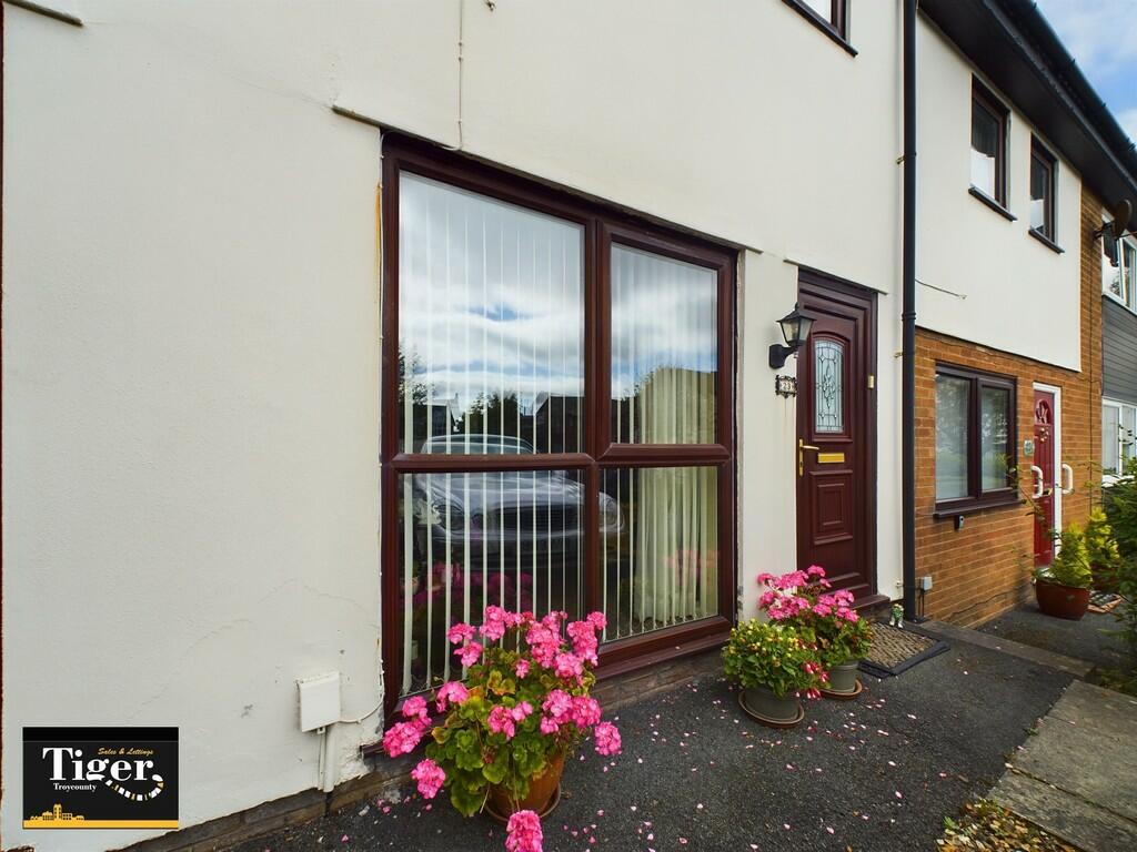 CAM02176G0-PR0338...