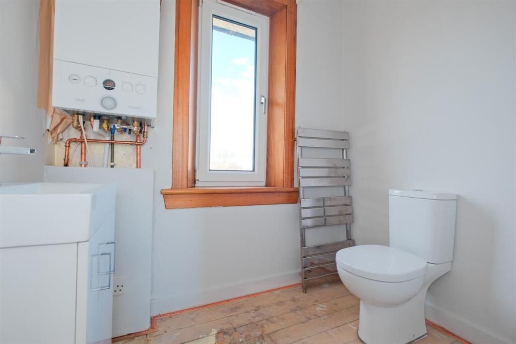 Upstairs wc