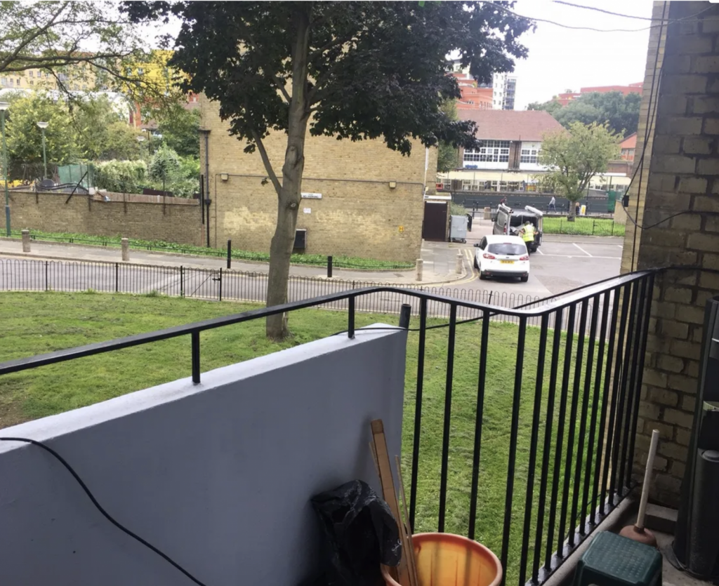 Spacious Two-Bedroom Flat with Balcony in Prime L