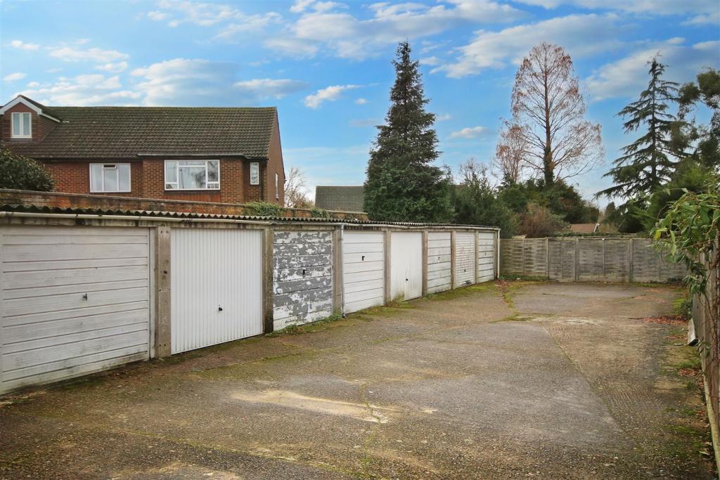Garages.JPG
