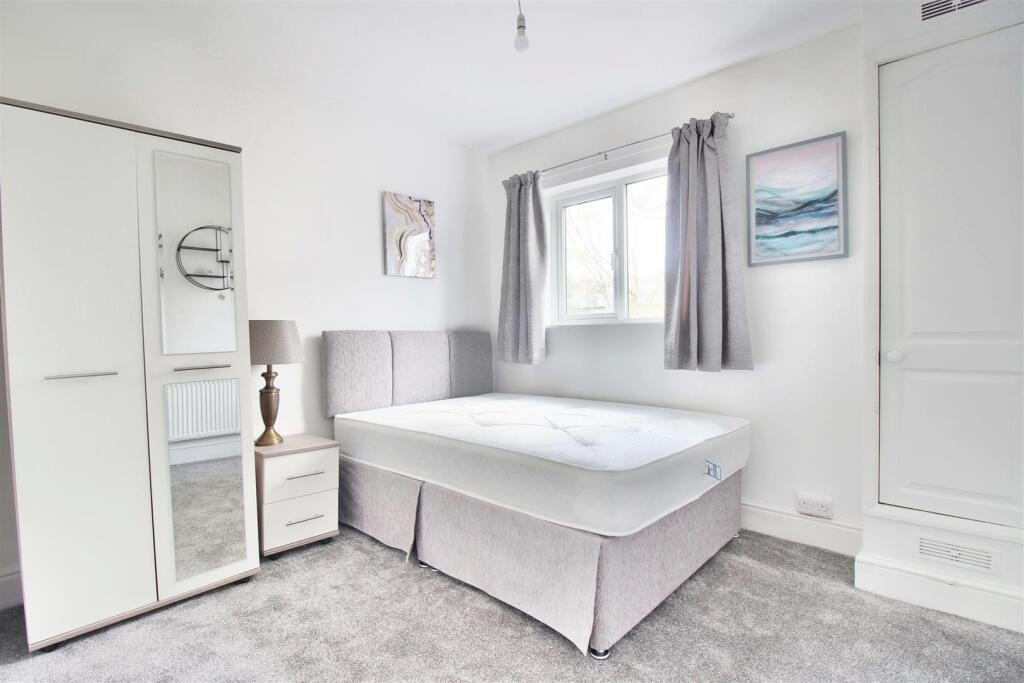 Bedroom 3.jpg