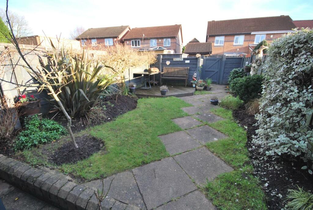 71 Longsight Rd