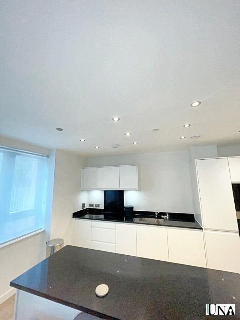 d0978353-a701-4fe...