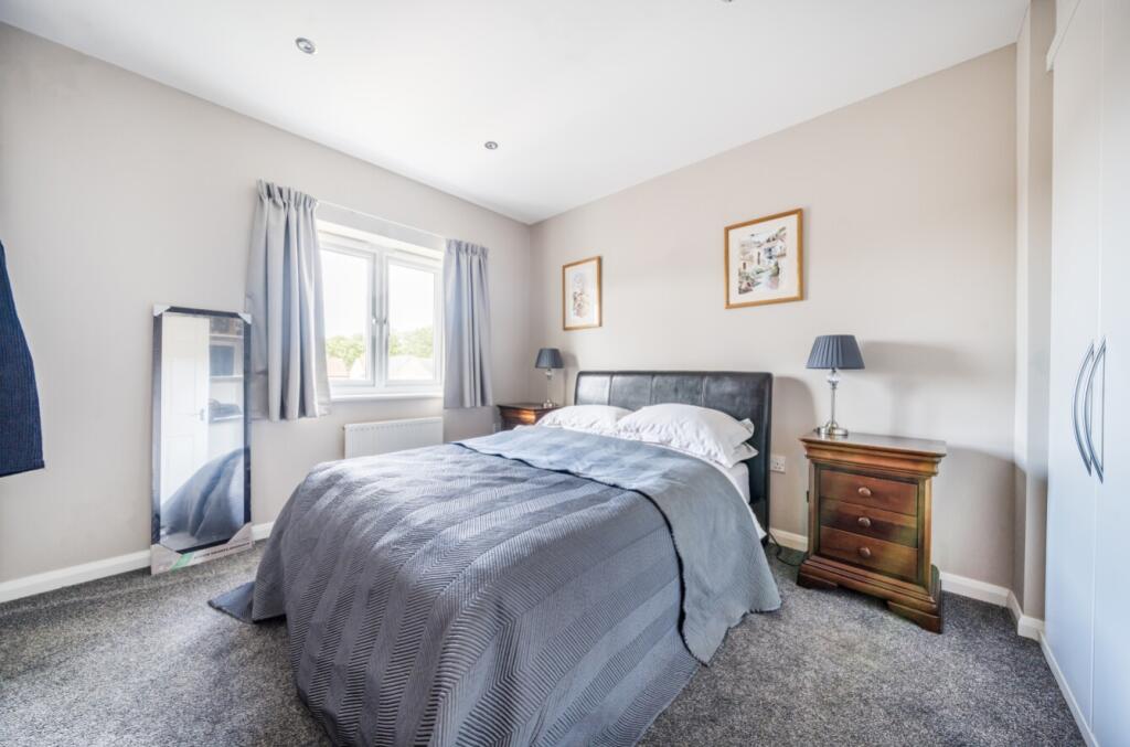 1316589-16-685ad9663ab93-ARW