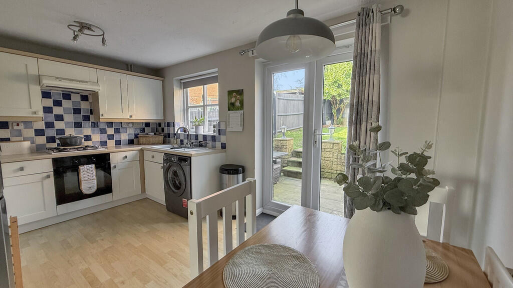 Kitchen/dining ro...