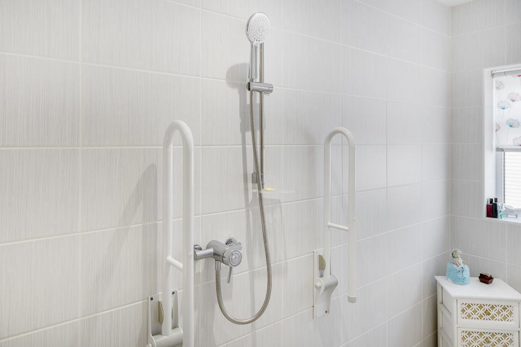 157 Hawthorn Bank (Spalding)-17.jpg