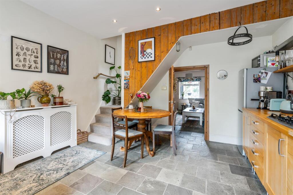 42 Castle Lane_8.jpg