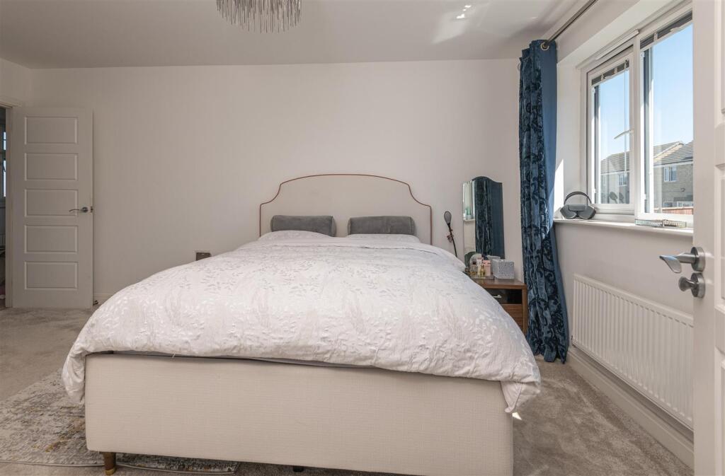 20 - 12 Pavillion View HD3 4RA.jpg