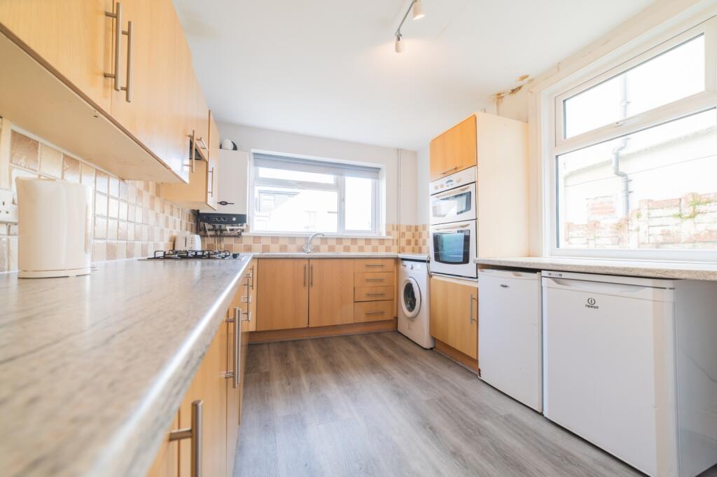 Call 02920 454555 to secure your viewing_12