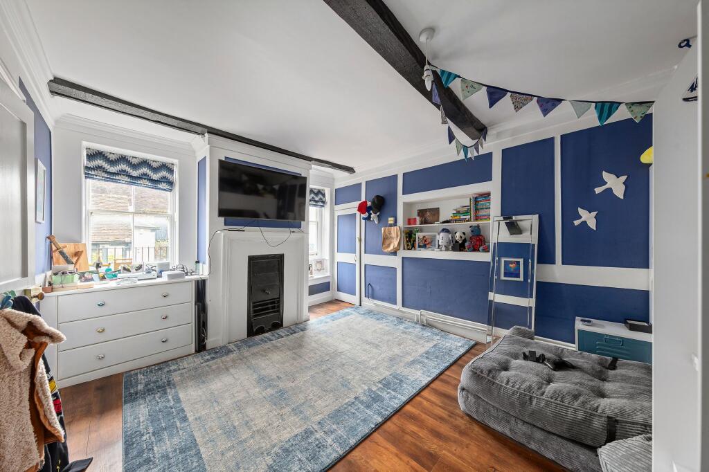 BEDROOM 3