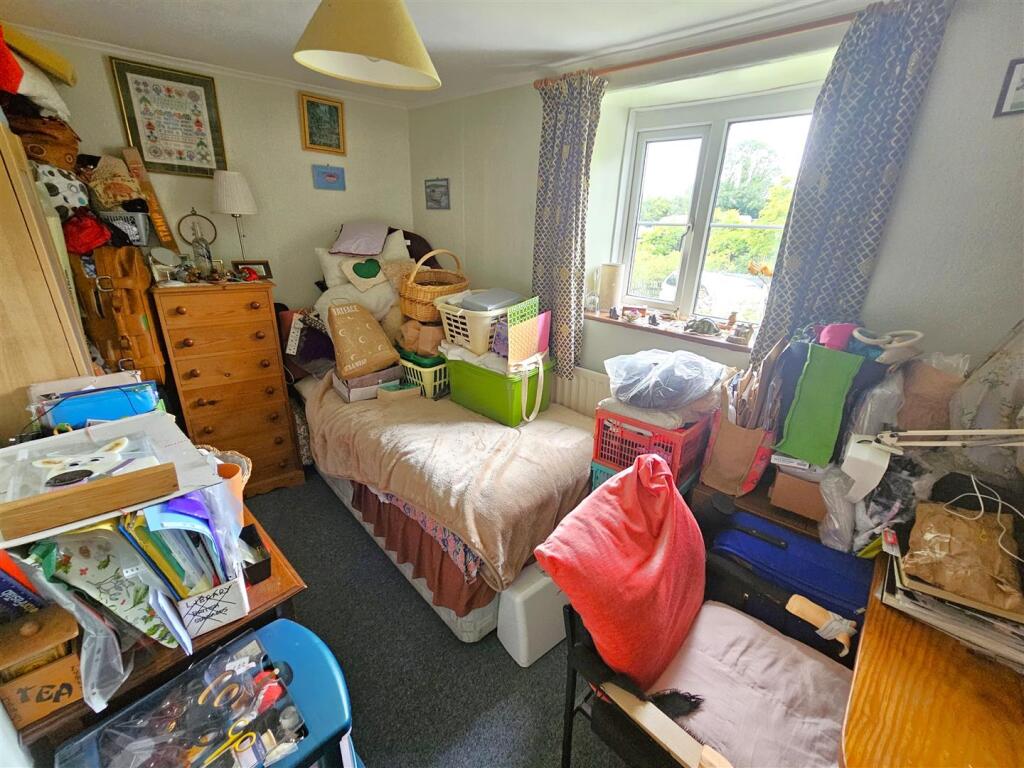 Bedroom 3.jpg