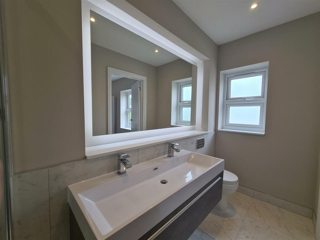 Example bathroom fittings.jpg