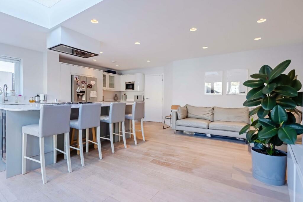 Ridgeway Close_25.jpg