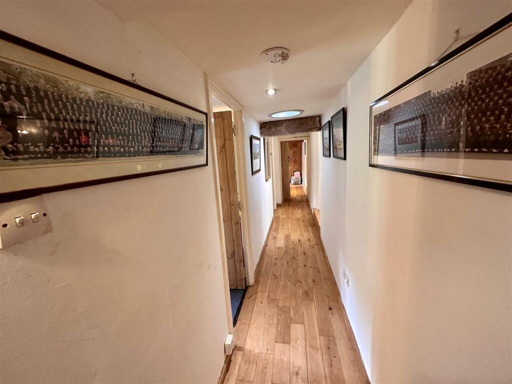 FIRST FLOOR STAIRS AND LANDING