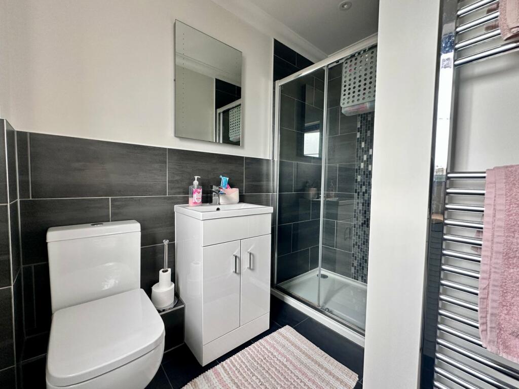 Ensuite Two