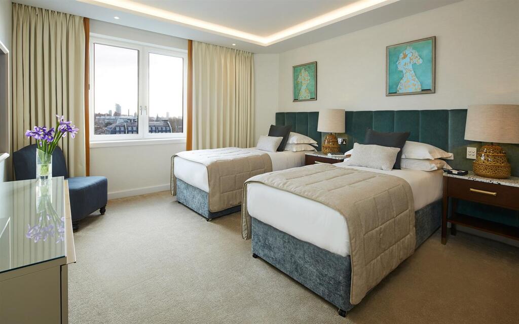 CGP-Penthouse-Bedroom-3.jpg