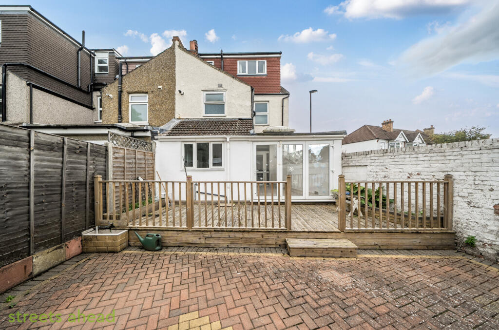 f94cd82c-f297-46b...