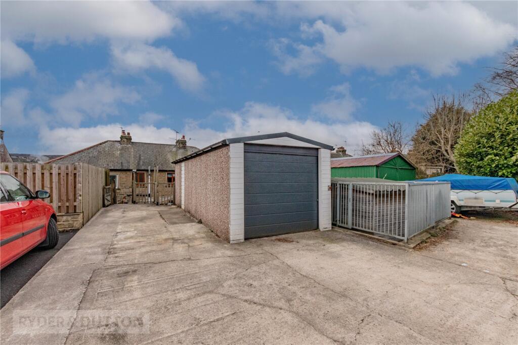 Garage &amp; Parking