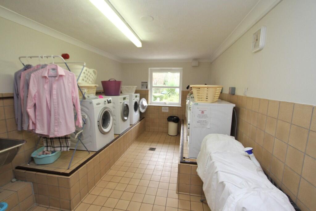 Residents Laundry