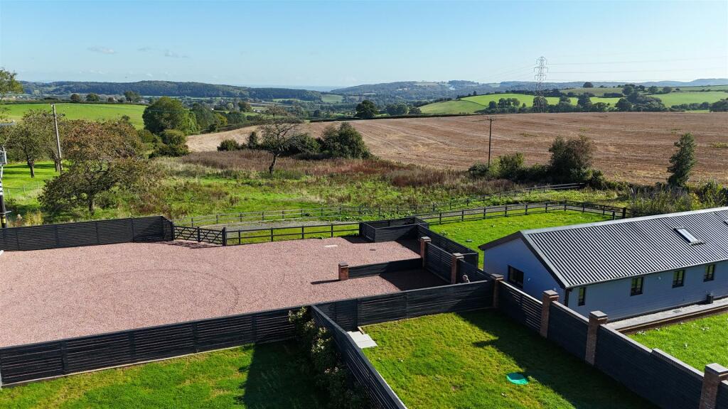 dji_fly_20241003_111518_0071_1727983804120_photo.j