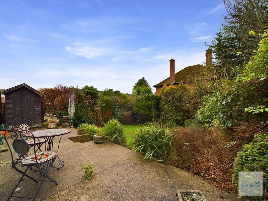 CAM03394G0-PR0239...