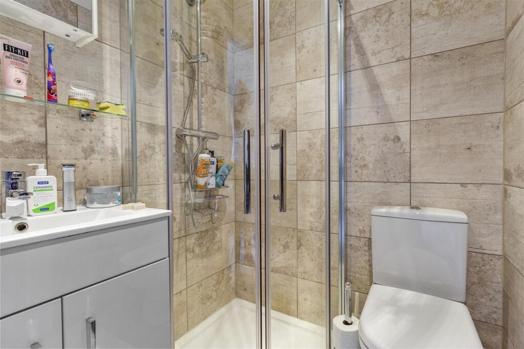 Whylands Crescent, 12_017.JPG