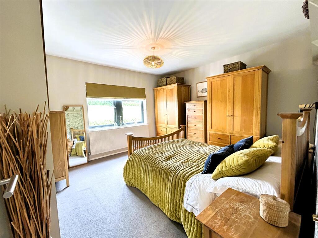 bed1.JPG