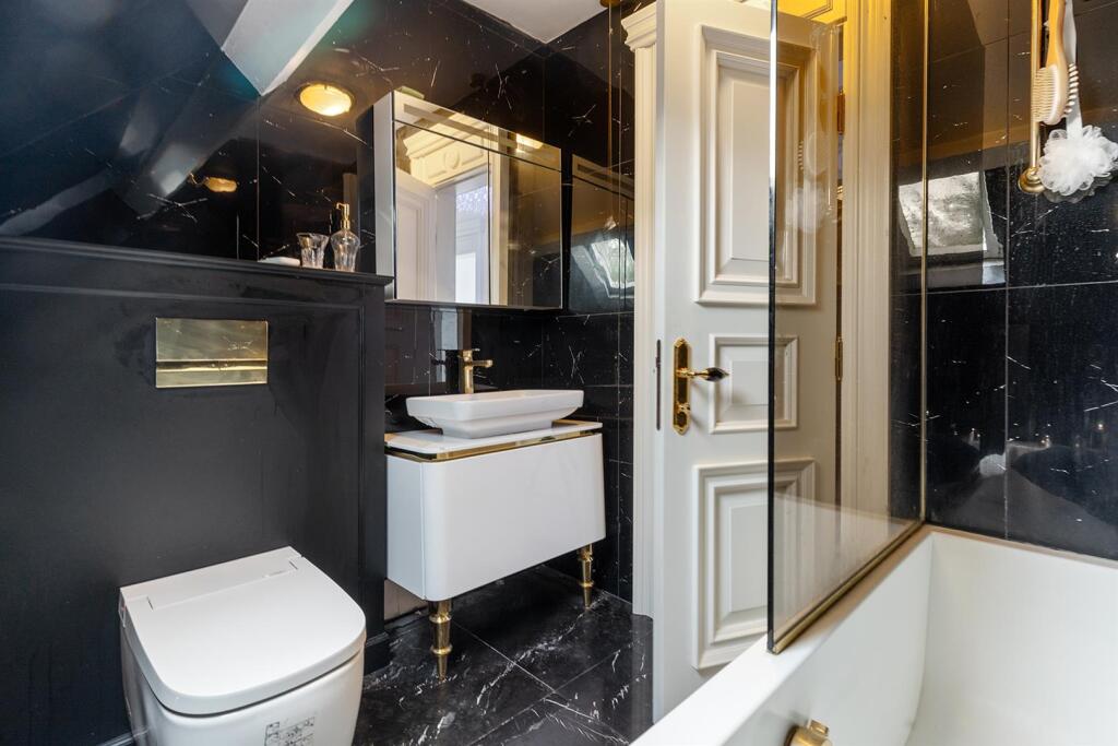 3 Encliffe Grove Ave, Sheffield 53_297.jpg