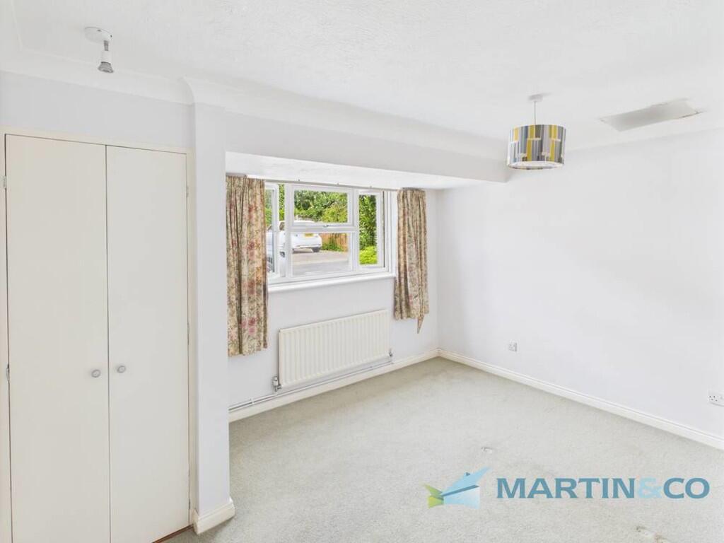 CAM02145G0-PR0068...