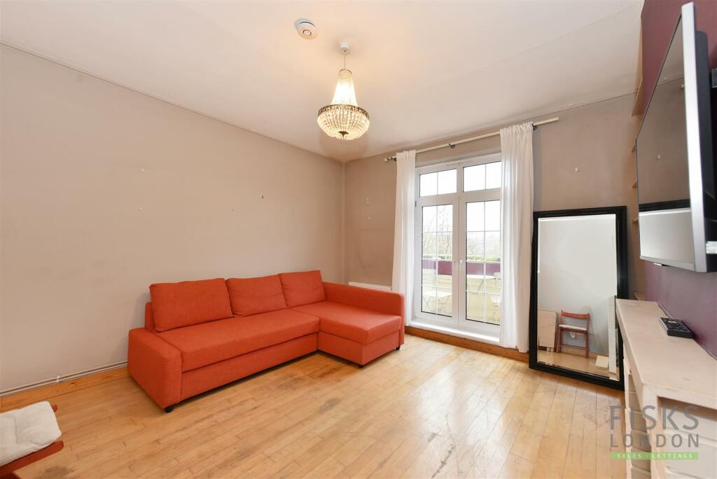 Flat 31 Hilliard House (8).JPG
