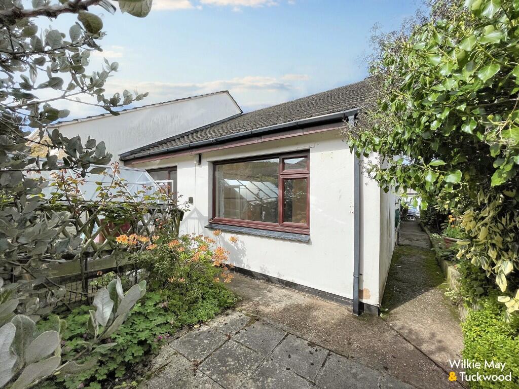 Side external