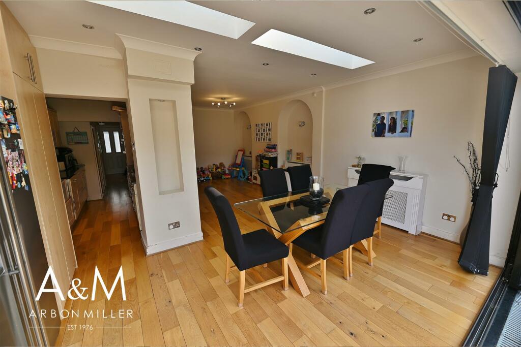 Open Plan Dining Area
