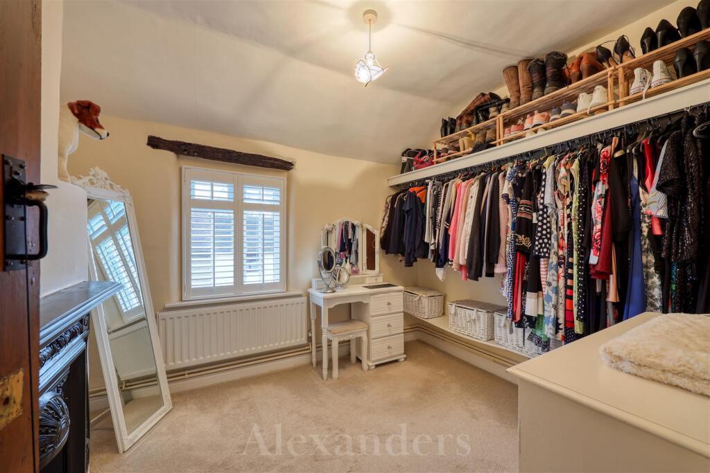 12 Main Street-21.jpg