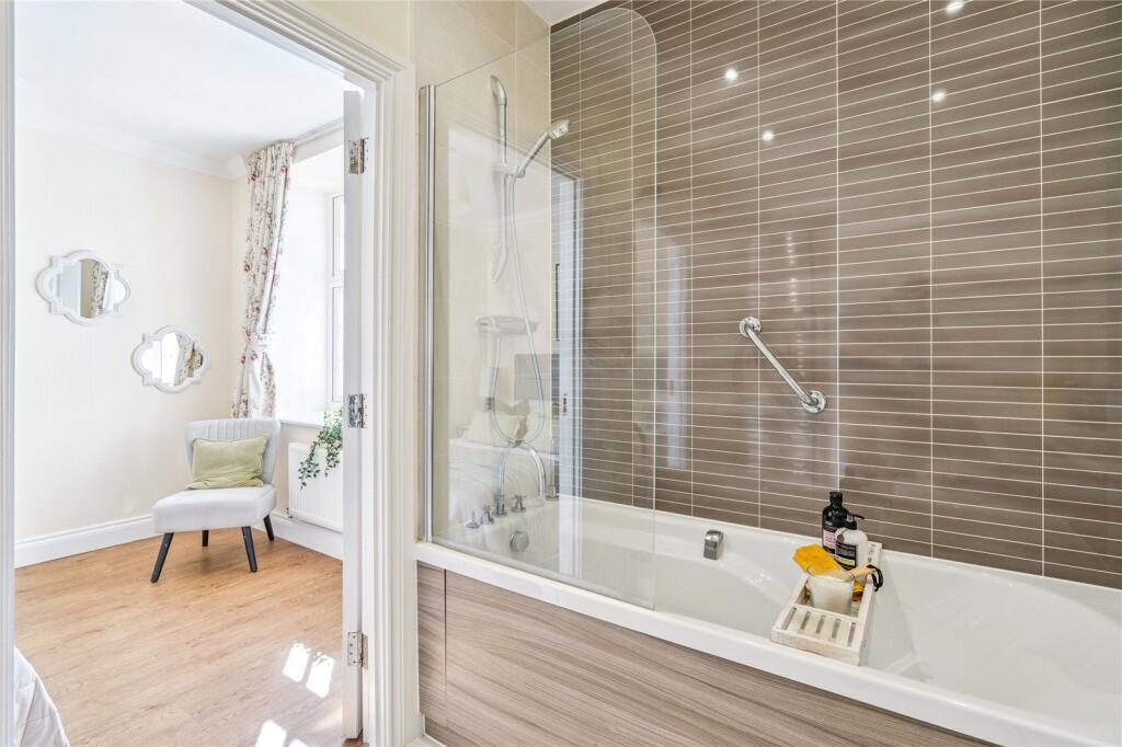 En-Suite Bedoom 1
