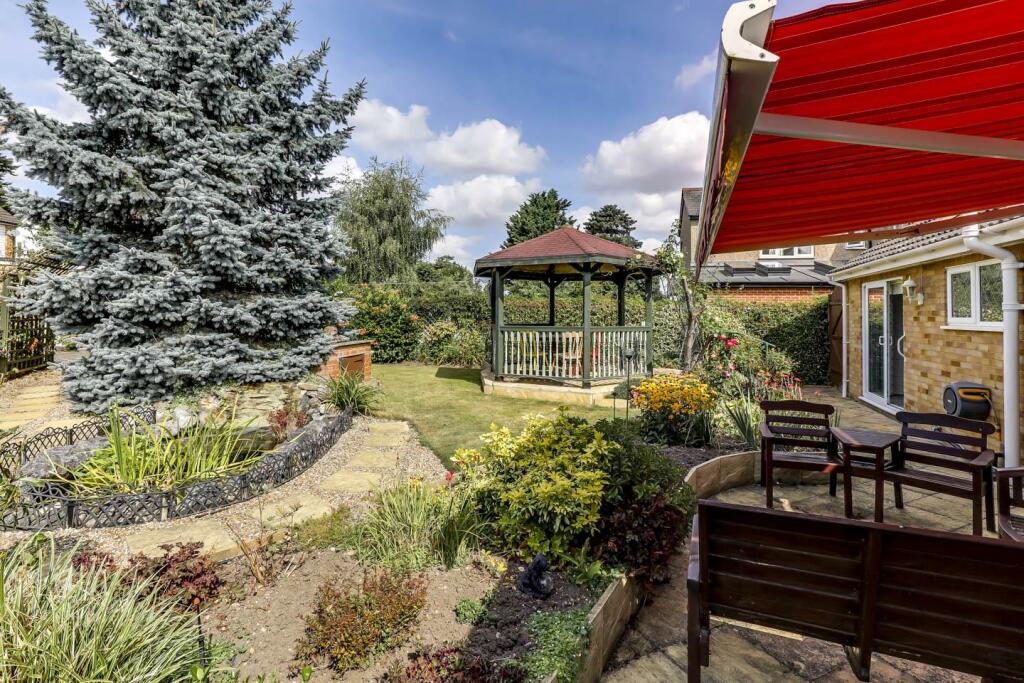 Further Photos Of Rear Garden