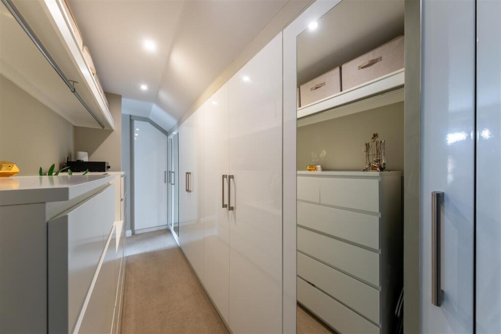 39 Shakerley Close-029.jpg