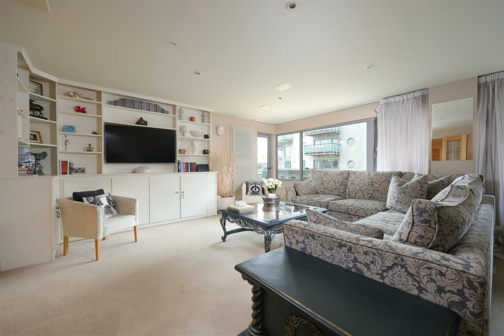 7 Capricorn Place 8.JPG