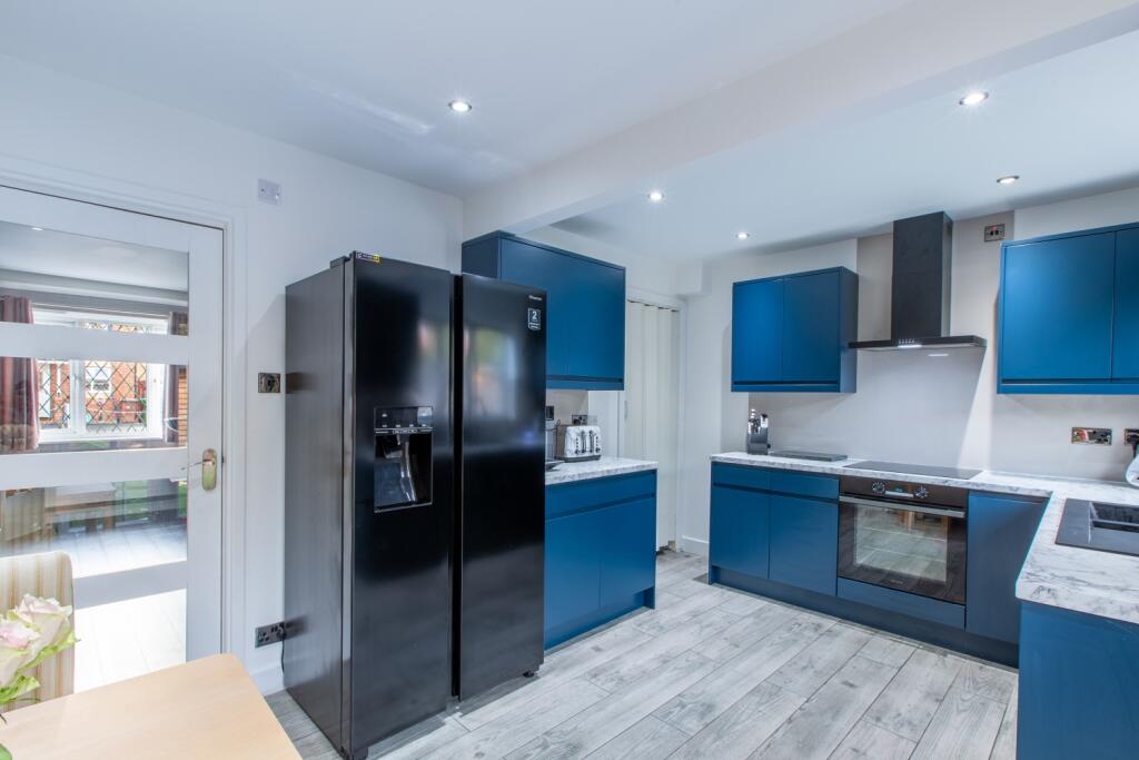 Rosemount Drive - Kitchen 2 - EweMove Pontefract